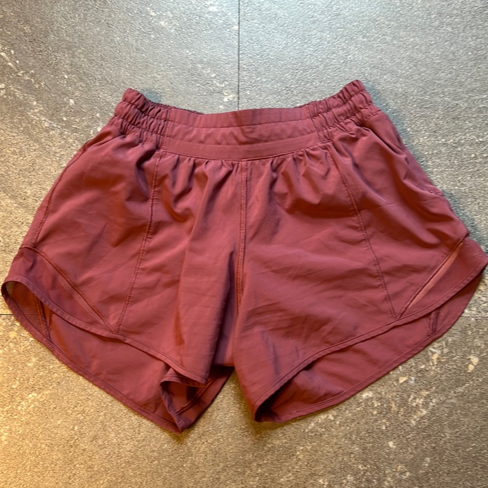 Lululemon Hotty hot short long
